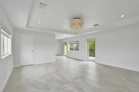 804 NE 7th Street Fort Lauderdale FL 33304
