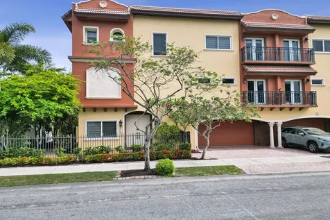 804 NE 7th Street Fort Lauderdale FL 33304