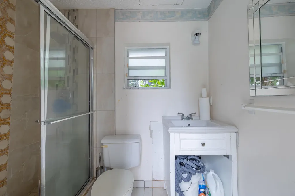 4300 NW 63rd Avenue Coral Springs FL 33067