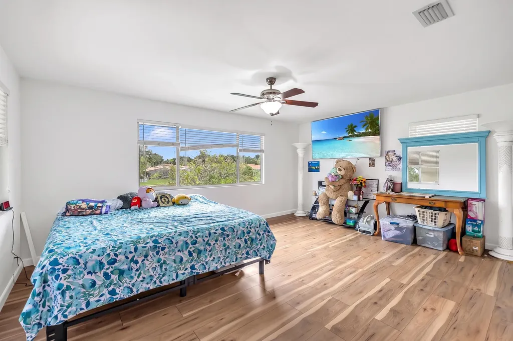 4300 NW 63rd Avenue Coral Springs FL 33067