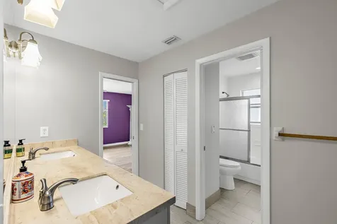 4300 NW 63rd Avenue Coral Springs FL 33067