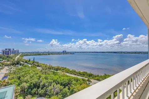 5280 N Ocean Drive Riviera Beach FL 33404