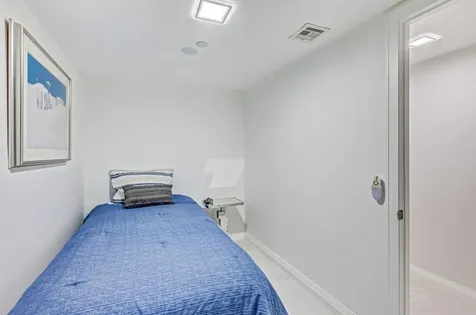 5280 N Ocean Drive Riviera Beach FL 33404