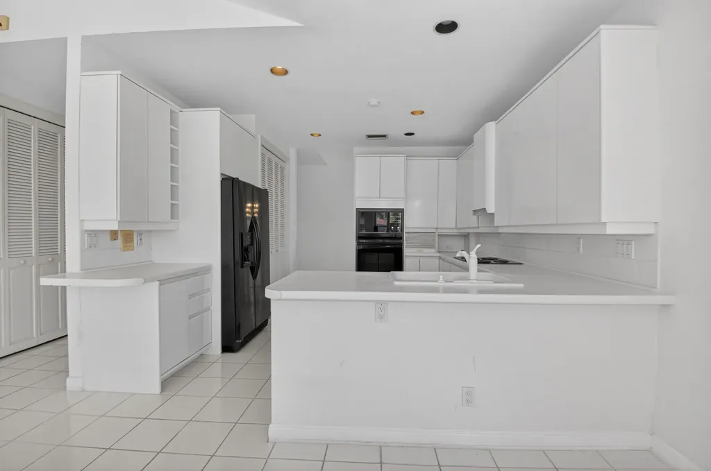 5768 Harrington Way Boca Raton FL 33496