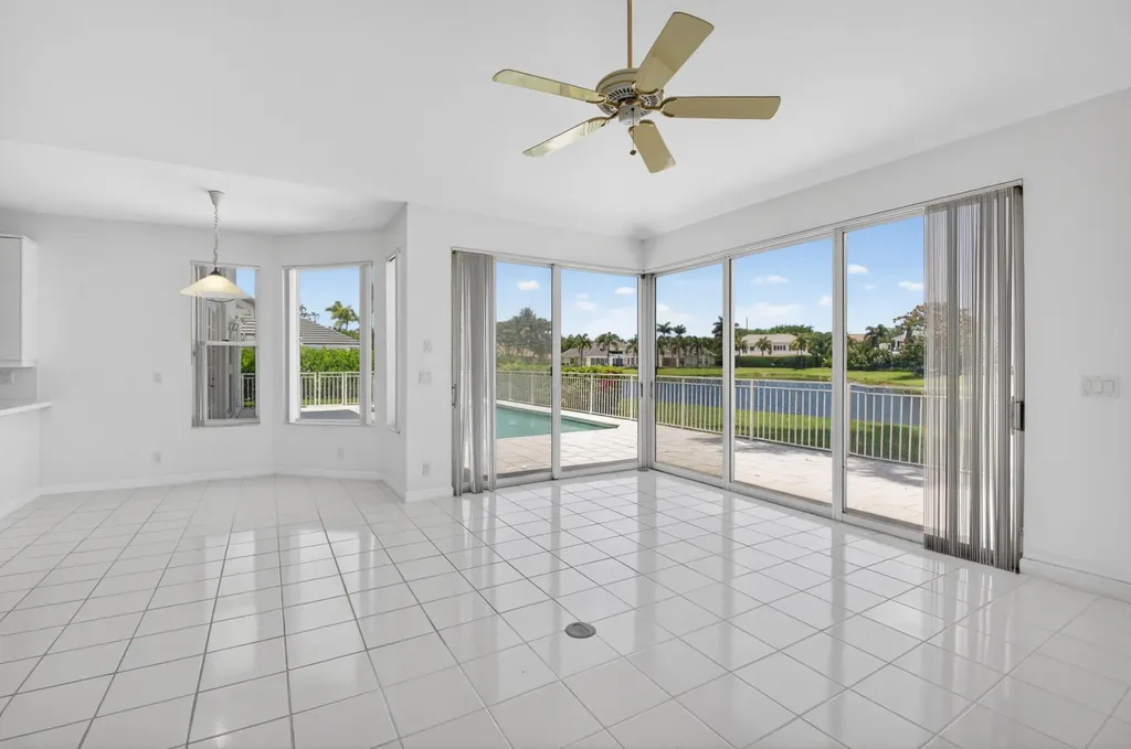 5768 Harrington Way Boca Raton FL 33496