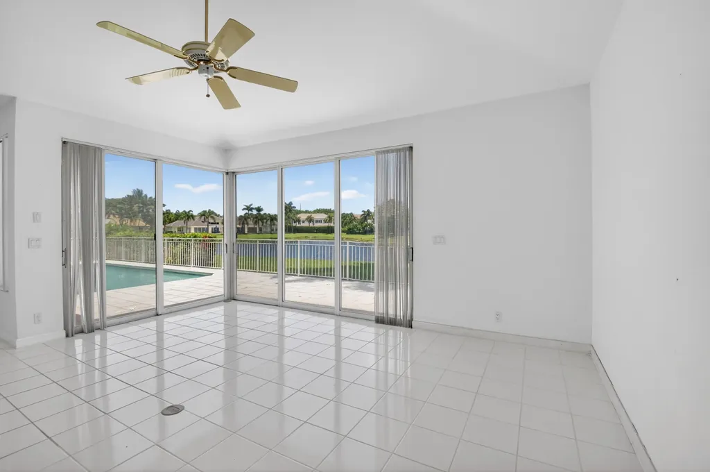 5768 Harrington Way Boca Raton FL 33496