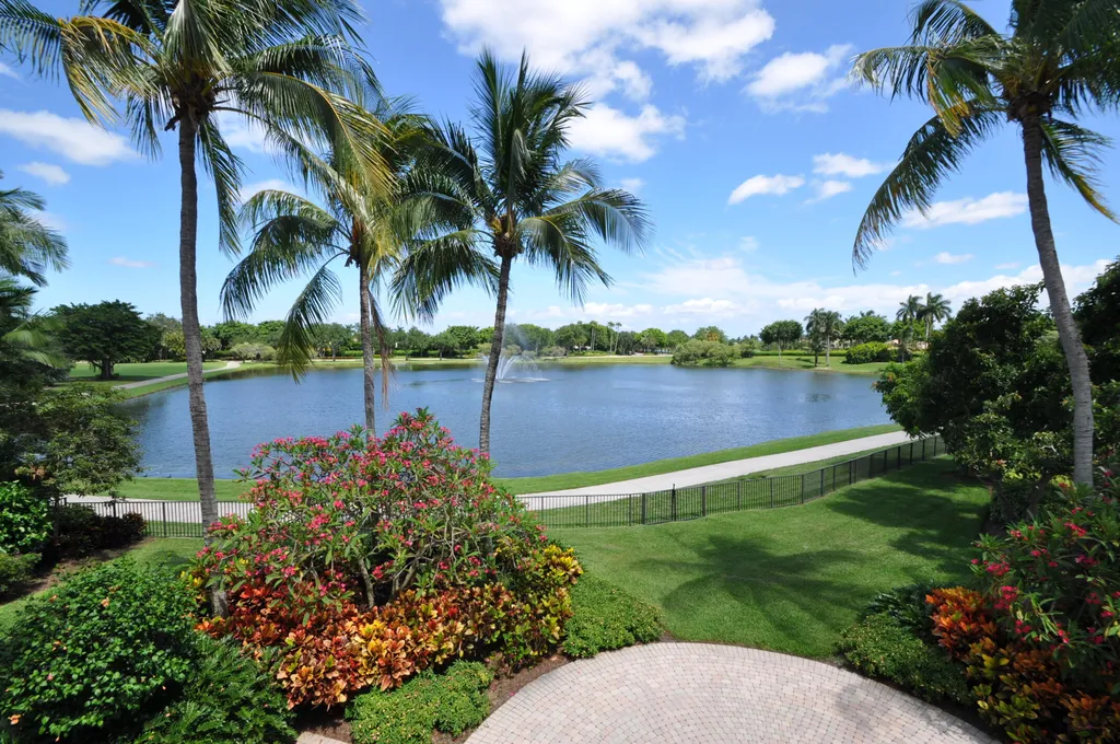 5768 Harrington Way Boca Raton FL 33496