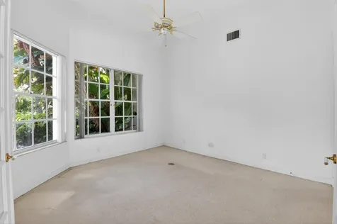 5768 Harrington Way Boca Raton FL 33496