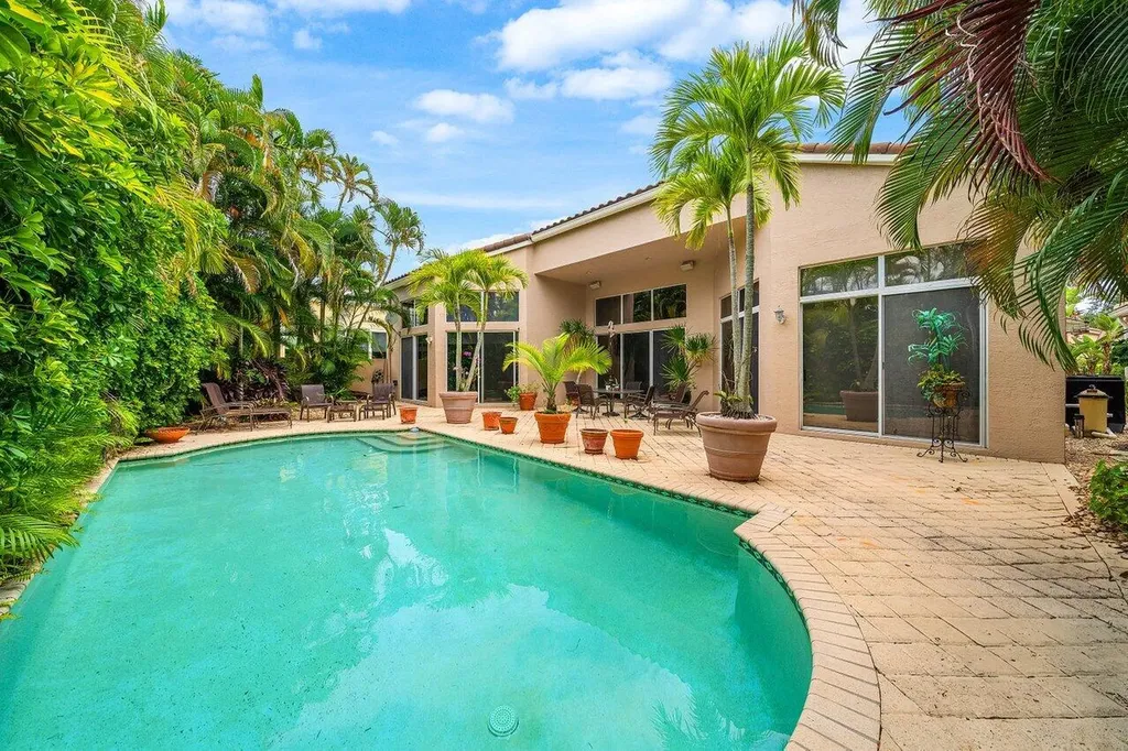6517 Somerset Circle Boca Raton FL 33496