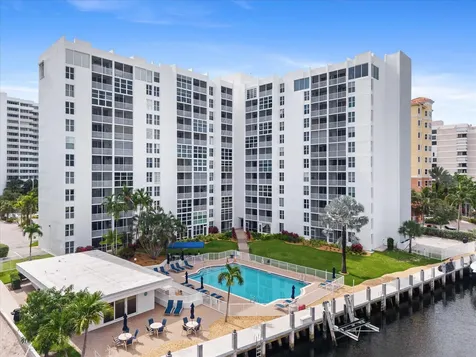 1391 S Ocean Boulevard S Pompano Beach FL 33062