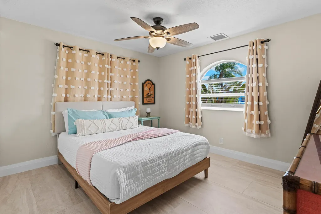 968 Laurel Road North Palm Beach FL 33408