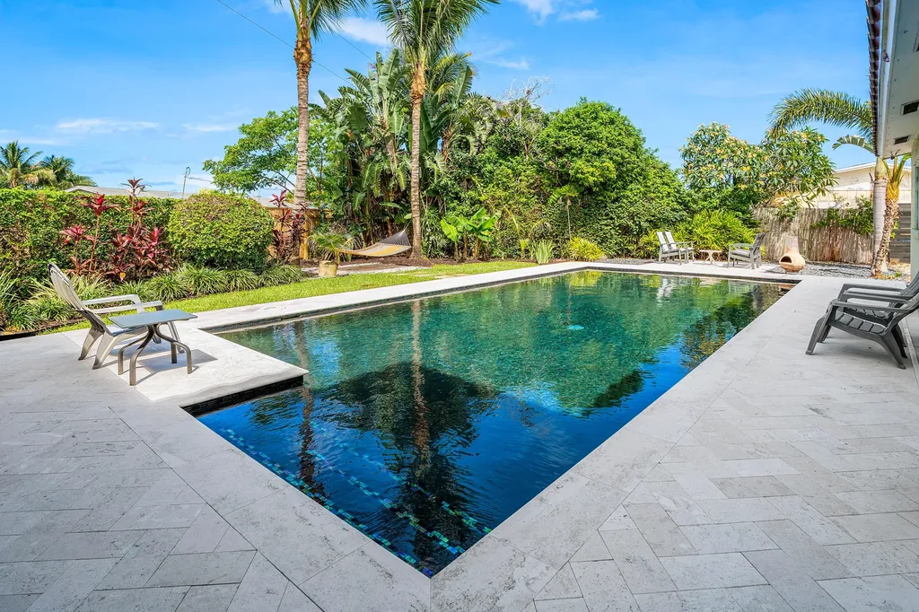 968 Laurel Road North Palm Beach FL 33408