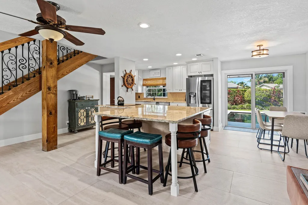 968 Laurel Road North Palm Beach FL 33408
