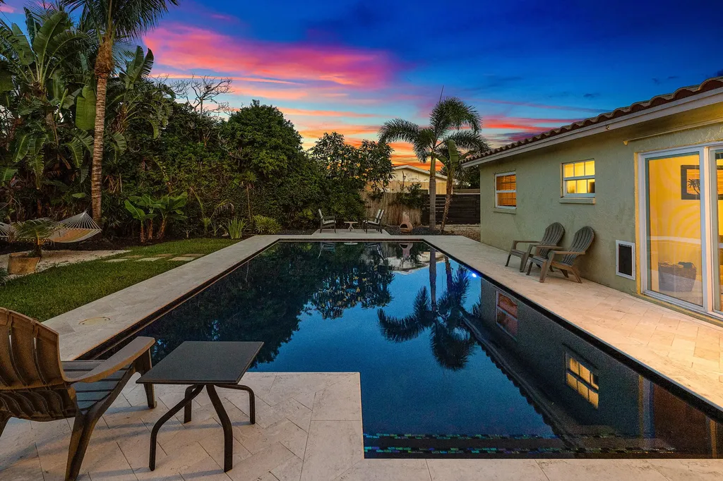 968 Laurel Road North Palm Beach FL 33408
