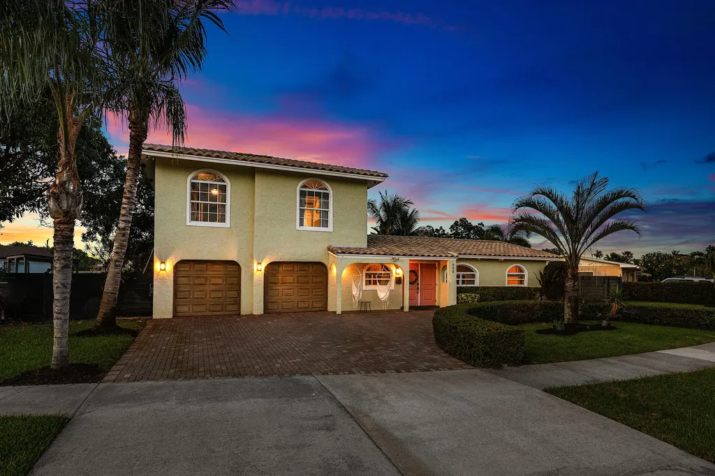 968 Laurel Road North Palm Beach FL 33408