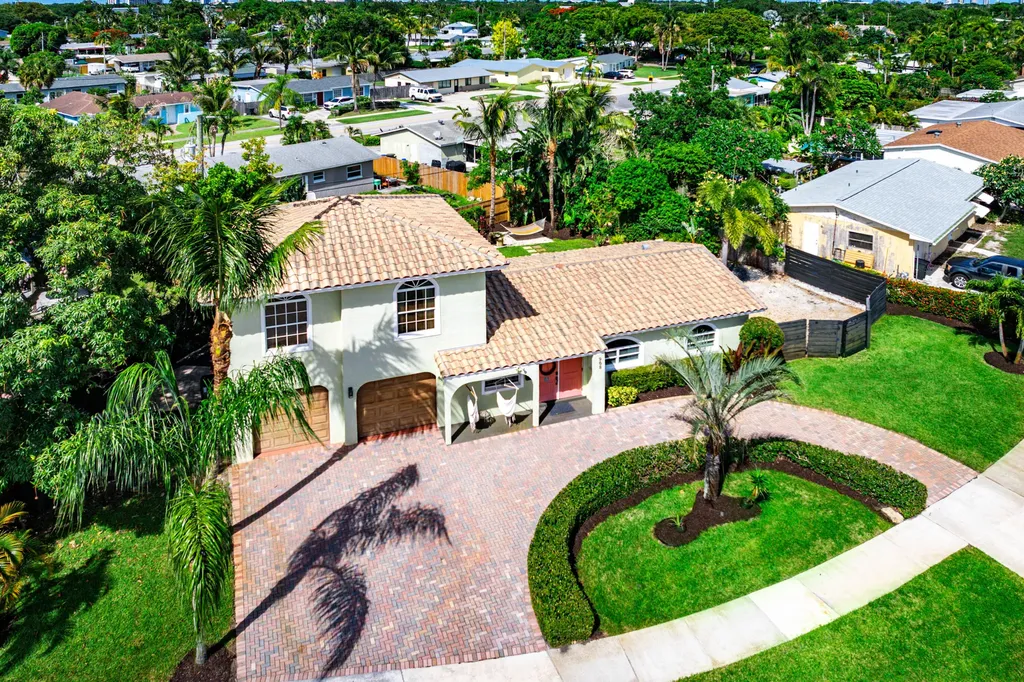 968 Laurel Road North Palm Beach FL 33408