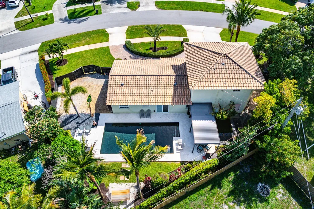 968 Laurel Road North Palm Beach FL 33408