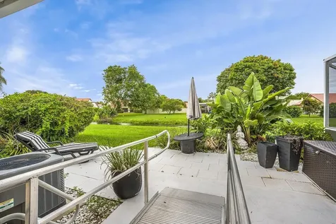 8900 Warwick Drive Boca Raton FL 33433