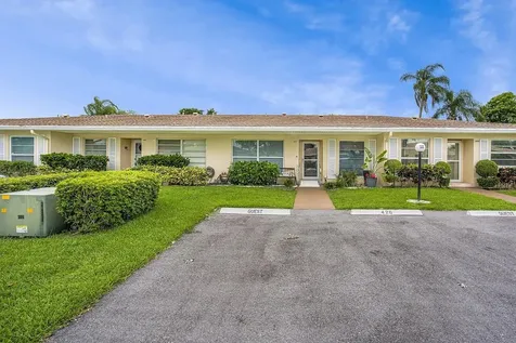 8900 Warwick Drive Boca Raton FL 33433