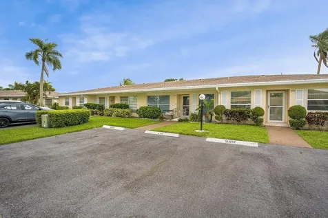 8900 Warwick Drive Boca Raton FL 33433