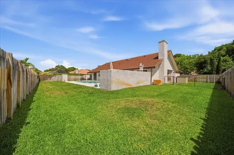 11299 NW 10th Manor Coral Springs FL 33071