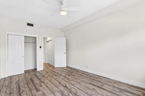 2555 NE 11th Street Fort Lauderdale FL 33304