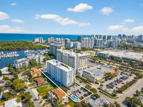 2555 NE 11th Street Fort Lauderdale FL 33304