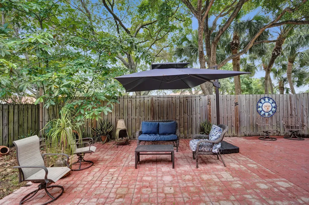 6898 Silverado Terrace Lake Worth FL 33463