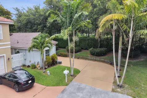 6898 Silverado Terrace Lake Worth FL 33463