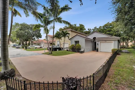6898 Silverado Terrace Lake Worth FL 33463