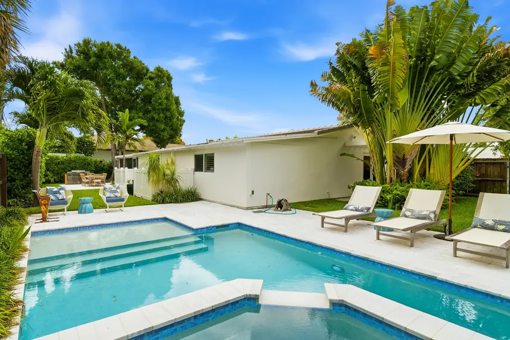 251 Gregory Place West Palm Beach FL 33405