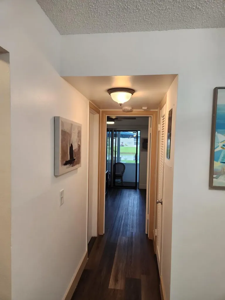 102 E Westbury Deerfield Beach FL 33442