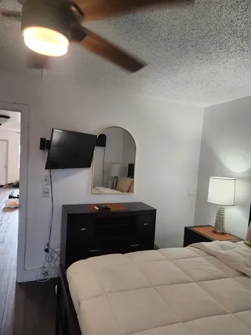 102 E Westbury Deerfield Beach FL 33442