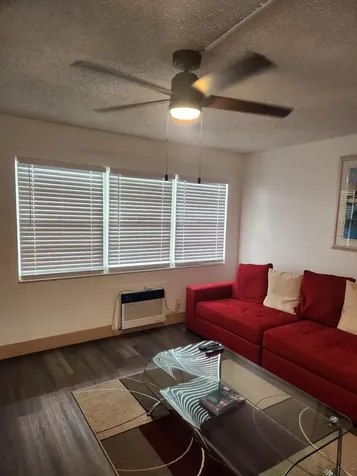 102 E Westbury Deerfield Beach FL 33442
