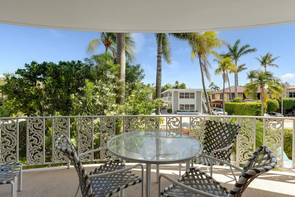 227 Australian Avenue Palm Beach FL 33480