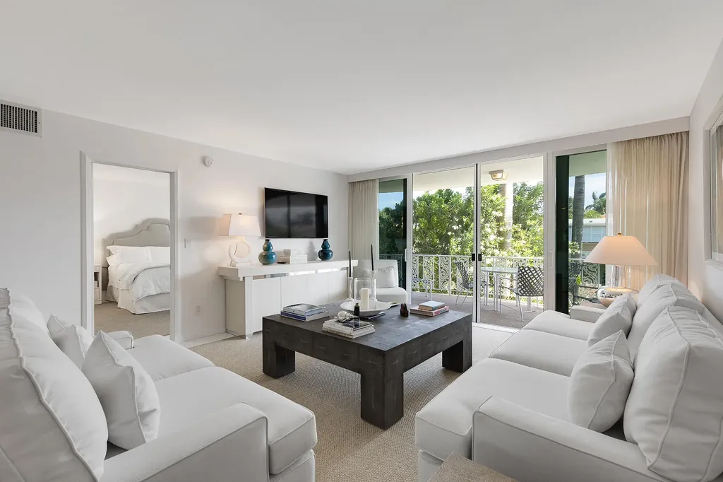 227 Australian Avenue Palm Beach FL 33480