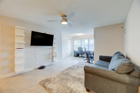 2900 S University Drive Davie FL 33328
