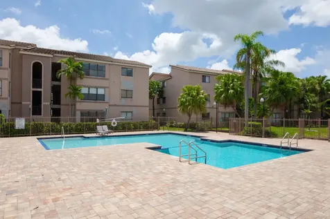 2900 S University Drive Davie FL 33328
