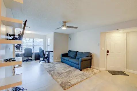 2900 S University Drive Davie FL 33328