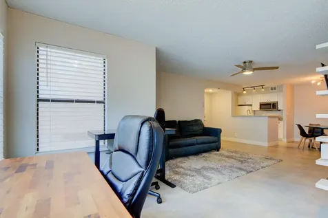 2900 S University Drive Davie FL 33328
