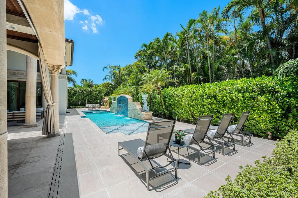 2225 W Silver Palm Road Boca Raton FL 33432