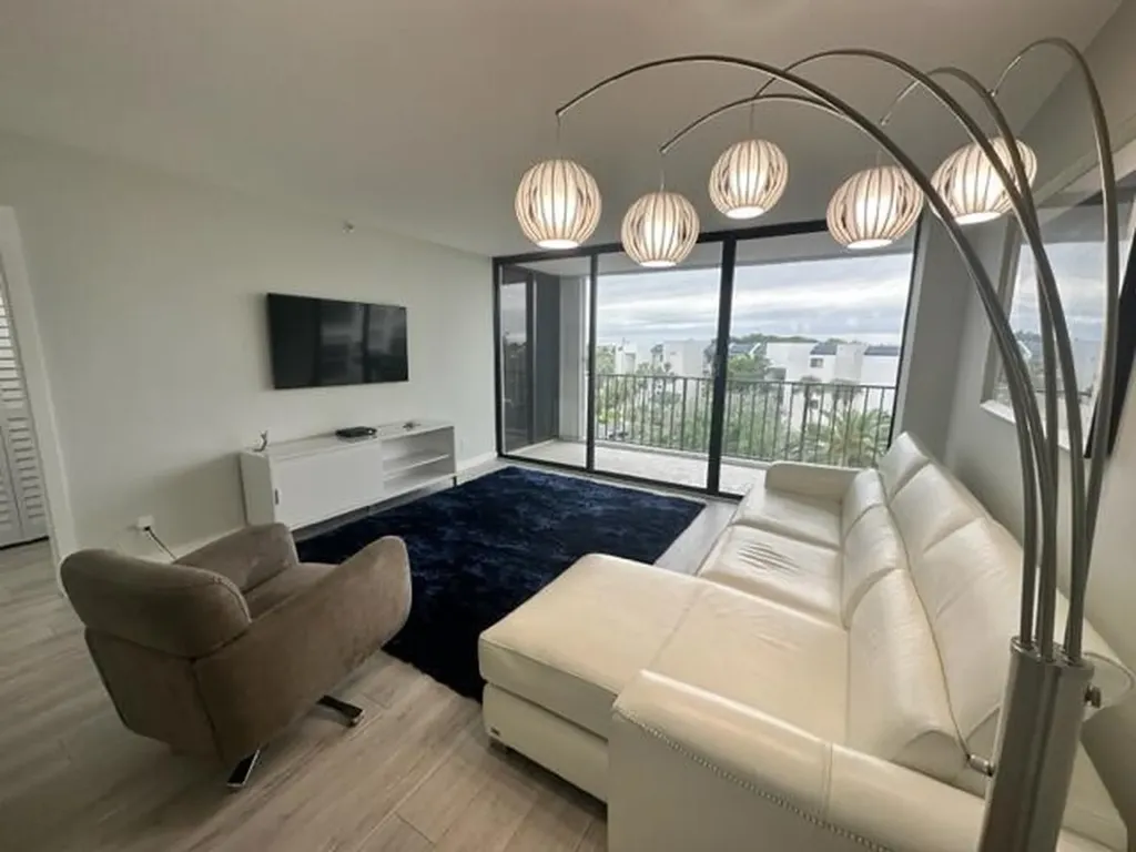 1300 S Highway A1a Jupiter FL 33477