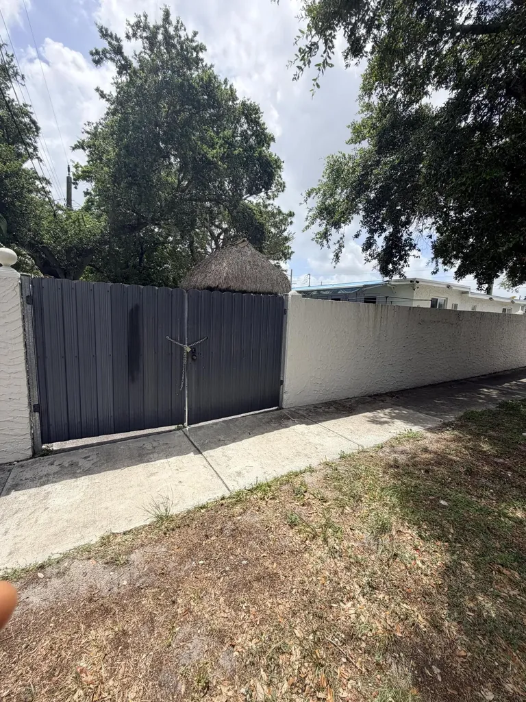 6645 Sheridan Street Hollywood FL 33024