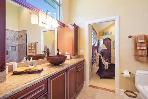 83 Sandbourne Lane Palm Beach Gardens FL 33418