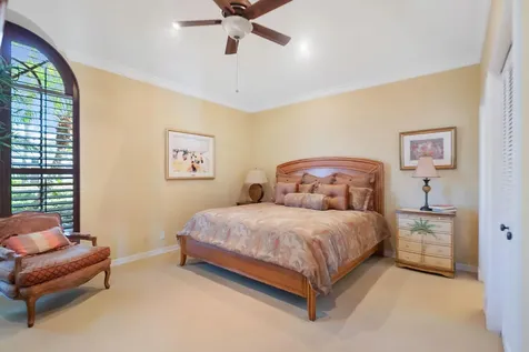83 Sandbourne Lane Palm Beach Gardens FL 33418