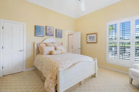 83 Sandbourne Lane Palm Beach Gardens FL 33418