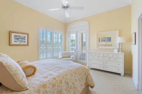 83 Sandbourne Lane Palm Beach Gardens FL 33418