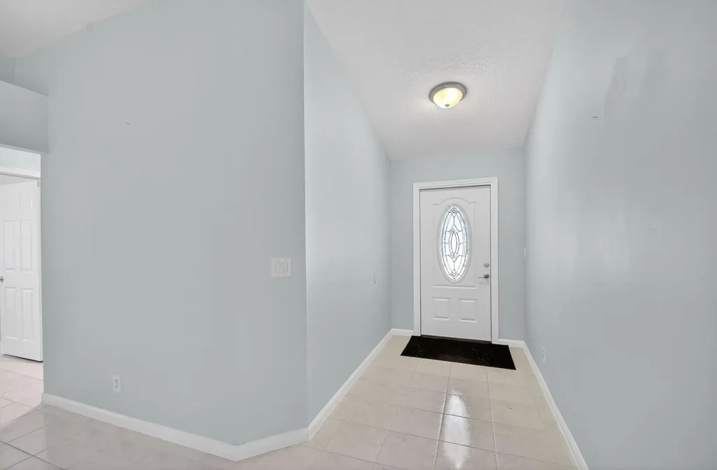 1080 Salmon Isle Greenacres FL 33413