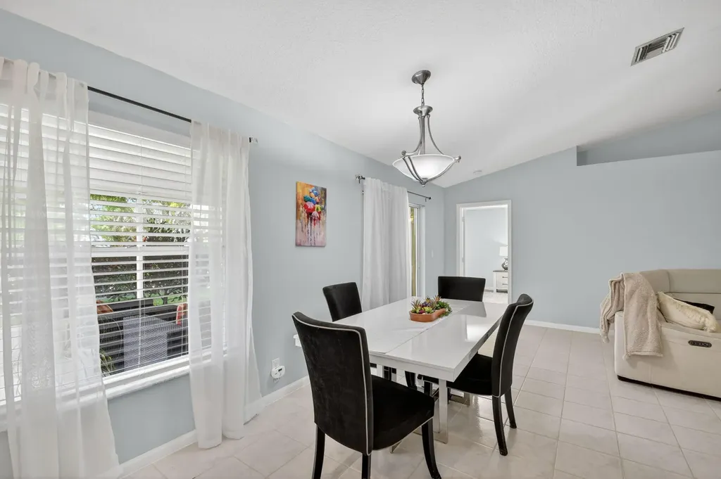 1080 Salmon Isle Greenacres FL 33413
