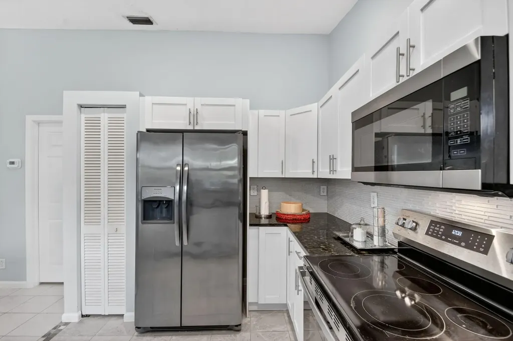 1080 Salmon Isle Greenacres FL 33413